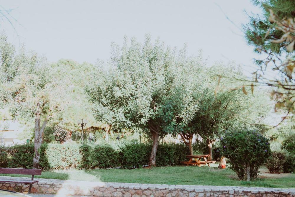 Beautiful House In Alimos Near To The Beach And Metro Atena Exterior foto