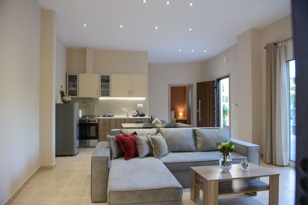 Beautiful House In Alimos Near To The Beach And Metro Atena Exterior foto