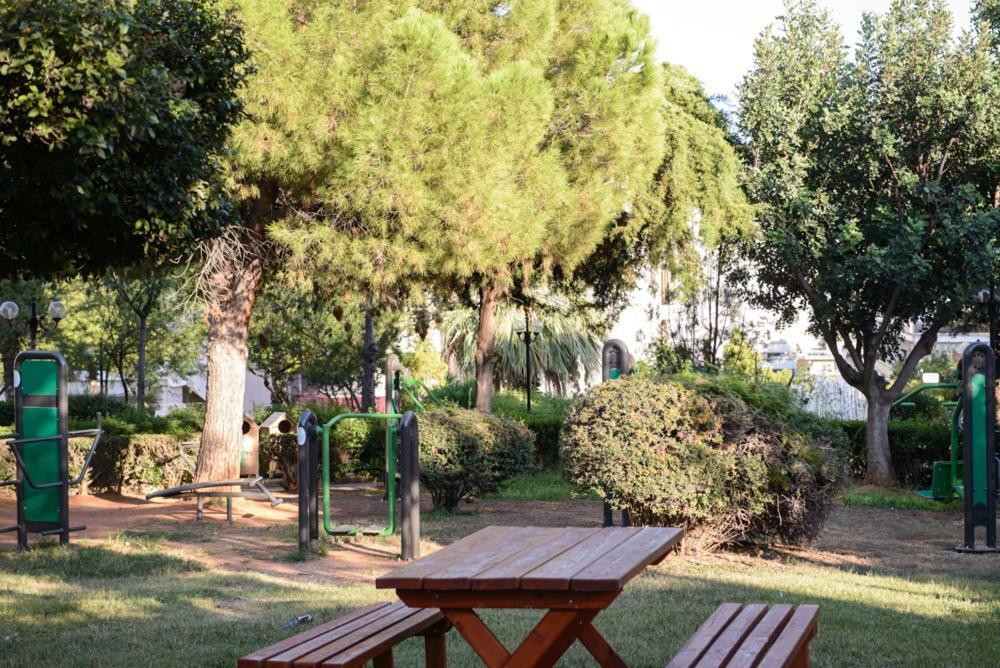 Beautiful House In Alimos Near To The Beach And Metro Atena Exterior foto
